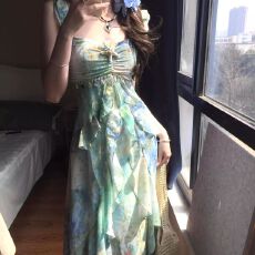 批发出大货 法式复古扎染度假吊带裙大码显瘦连衣裙