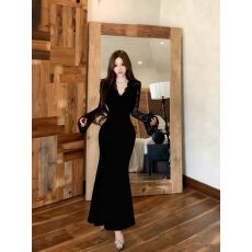 批发出大货 黑色V领蕾丝连衣裙女秋<b class='q'>冬</b>季内搭修身显瘦包臀鱼尾长裙