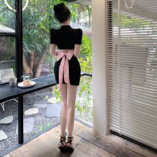 批发出大货 黑色蝴蝶结短袖连衣裙女夏季纯欲风甜辣露背包臀短裙