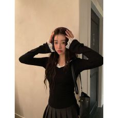 批发出大货 纯欲风<b class='q'>蕾丝拼接</b>喇叭袖T恤褶皱上衣