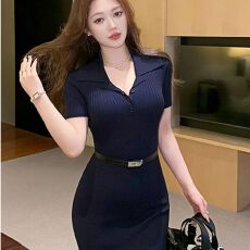 批发藏青色短袖针织<b class='q'>连衣裙</b>2026年夏季法式小资气质高级感修身包臀长裙