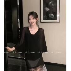 批发慵懒风黑色<b class='q'>针织衫</b>女夏季设计感小众镂空长袖薄款宽松防晒<b class='q'>罩衫</b>