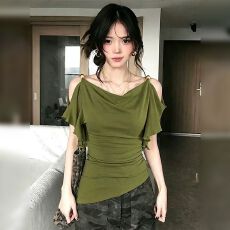 荡领荷叶边露肩T恤女夏季穿搭气质辣妹风显瘦上衣女