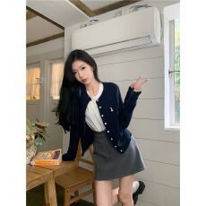 批发学院风<b class='q'>针织</b>开衫外套女秋季高级感小个子刺绣长袖上衣