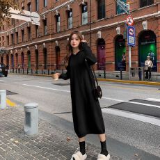 批发连帽针织连衣裙女长款2026秋冬内搭打底配大衣中长裙女过膝