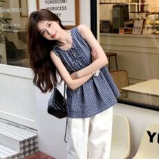 批发蓝白格子系带无袖<b class='q'>背心女</b>秋季好看穿搭减龄小众设计娃娃衫上衣