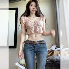 批发新款辣妹性感小衫别致蕾丝V领飞飞袖<b class='q'>T</b><b class='q'>恤</b>女修身显瘦短款上衣