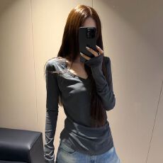 纯欲风V 领收褶T恤长袖上衣女修身显瘦纯色手长打底衫