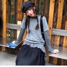 批发你好卡农 镂空花纹小<b class='q'>花朵</b>针织短袖<b class='q'>t</b><b class='q'>恤</b>女2025新款宽松显瘦上衣