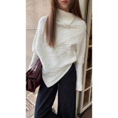 批发红人馆白色毛衣女秋冬慵懒高级感高领上衣套头外穿宽松复古针织衫