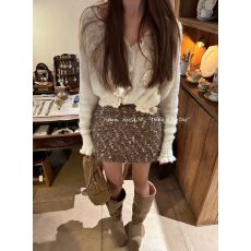 批发马海毛开衫女 立体花朵装饰木耳边不规则宽松针织<b class='q'>上衣</b>温柔风<b class='q'>外套</b>