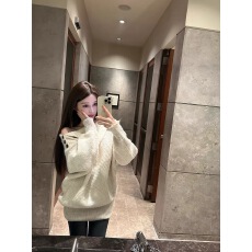 Chill巧儿香雪玛芬绵羊毛混纺纽扣一字堆堆领设计感毛衣上衣