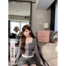 批发迟<b class='q'>伞</b><b class='q'>伞</b>25/fw 落地星辰 手工细闪亮片花边灰色麻花针织衫收腰上衣