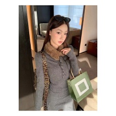 批发红人馆内搭打底衫女2025新款超好看长袖t恤中长款灰色修身<b class='q'>上衣</b>女