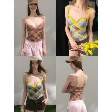 批发wooha 吾哈2026初夏新款复古<b class='q'>甜美</b>性感撞色花边修身格纹吊带背心女