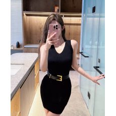 批发【韩女日记】配腰带 V 领针织背心裙<b class='q'>修身</b>显瘦包臀无袖连衣裙夏季
