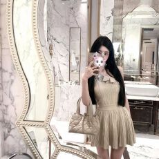 批发LXYG2026夏细闪斜肩荷叶边无袖针织背心上衣+高腰<b class='q'>修身</b>百褶半身裙