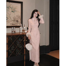 批发凌茜恣禾【12.5双旦9折上新】新中式飘金玫瑰针织<b class='q'>改良</b><b class='q'>旗袍</b>连衣裙