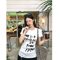 批发韩系<b class='q'>字母</b><b class='q'>T</b><b class='q'>恤</b>女春夏正肩印花短袖收腰小个子新款夏季短袖上衣女