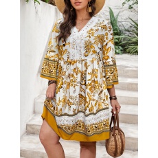 批发大码女士气质优雅休闲V领蕾丝拼接<b class='q'>喇叭袖</b>碎花<b class='q'>连衣裙</b>