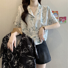 批发实拍实价 夏季复古素描抽象印花宽松西装领短袖衬衫女