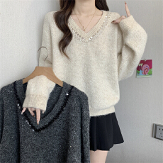 批发实拍实价 秋冬新款时尚珠片V领毛衣秋冬设计感显瘦百搭针织上衣