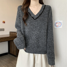 批发实拍实价 秋冬新款时尚珠片V领毛衣秋冬设计感显瘦百搭针织上衣