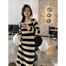 批发韩国条纹撞色针织毛衣<b class='q'>连衣裙</b>女秋冬慵懒风配大衣内搭打底过膝长裙