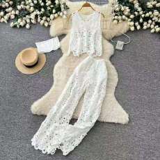 批发镂空钩花微喇显瘦阔腿针织松紧腰休闲长裤子