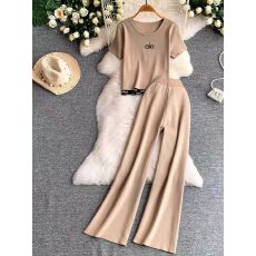 批发2025夏季新款设计感气质短袖上衣+高腰显瘦阔腿裤两件套