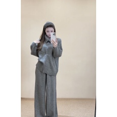 批发韩系艺术生<b class='q'>春</b>季套装女时尚高领毛衣减龄穿搭一整套新款别致直筒裤