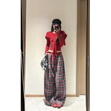 批发韩系氛围感红色针织衫披肩套装秋冬高腰<b class='q'>格子</b>阔腿<b class='q'>裤</b><b class='q'>两件套</b>