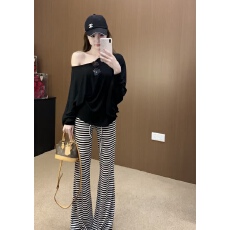 批发慵懒风春季蝙蝠袖休闲防晒罩衫辣妹宽松上衣+条纹裤子套装<b class='q'>女</b>