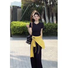 批发2026新品春夏时尚百搭显瘦圆领短袖T恤女修身休闲<b class='q'>打底</b>衫三件套潮