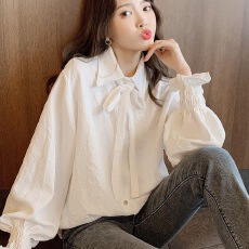 批发系带蝴蝶结白<b class='q'>衬衫女</b>秋季2025年长袖设计感甜美荷叶边花朵暗纹衬衣