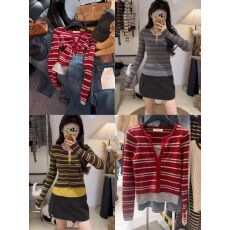 批发红色条纹打底衫<b class='q'>女</b>冬季2025新款针织衫内搭上衣高级感毛衣圣诞穿搭