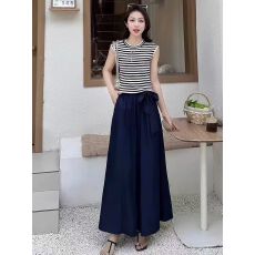 批发<b class='q'>品牌</b><b class='q'>折扣</b>剪标专柜撤柜夏季时尚条纹冰丝针织无袖背心莱赛尔上衣女