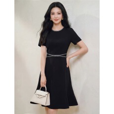 批发<b class='q'>高端</b>轻奢黑色鱼尾<b class='q'>连衣裙</b>女2026夏季气质礼服裙特别漂亮掐腰小黑裙