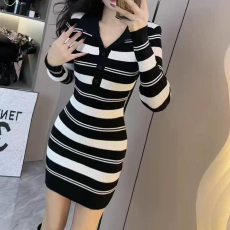 批发韩系方领撞色撞色条纹针织连衣<b class='q'>裙</b>女收腰显短<b class='q'>裙</b>纯欲风修身打底