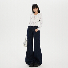 批发美式复古深色原牛色不贴腿微喇叭<b class='q'>牛仔裤</b>2025女秋新款显瘦喇叭裤子