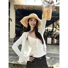 批发白色蕾丝吊带背心女夏外穿韩系<b class='q'>修身</b>短款针织开衫上衣套装