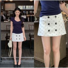 批发红人馆白色<b class='q'>半身裙</b>女夏季2026新款<b class='q'>包臀</b>a字波点裙子小个子显瘦短裙