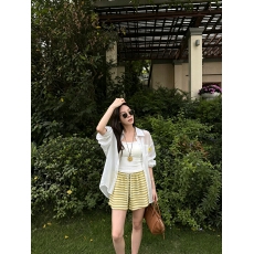 批发夏季韩版宽松休闲条纹衬衫+打底百搭背心+<b class='q'>高腰</b>显瘦短裤三件套女