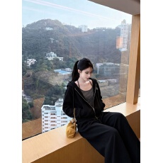 批发韩系休闲套装<b class='q'>女</b>连帽卫衣外套宽松复古阔腿裤挂<b class='q'>脖</b><b class='q'>背心</b>内搭三件套