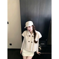批发娃娃领双排扣毛绒短袖外套女2026<b class='q'>秋</b>冬气质保暖休闲小众短款上衣