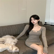 批发纯欲风镂空圆领辣妹长袖<b class='q'>连衣裙</b>秋冬新款秋季修身显瘦<b class='q'>打底裙</b>子短裙