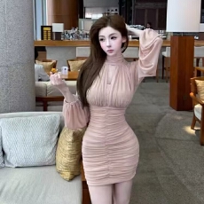 批发官图 粉墨双生挂脖露肩女收腰显瘦包臀名媛气质长袖<b class='q'>连衣裙</b>