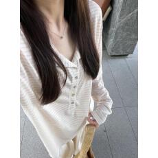 批发韩系浅粉细条纹长袖T恤女早秋轻薄透气半开扣宽松慵懒风温柔上衣