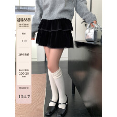 批发左佳琪 法式<b class='q'>蕾丝</b>边黑色丝绒<b class='q'>半身裙</b>女2024秋季新款高级感A字百褶裙