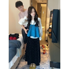 批发甜美减龄叠穿针织背心<b class='q'>衬衫</b><b class='q'>波点</b>半身裙